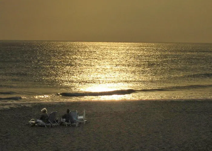 With Adult And Childrens Pool And Sea View - Apartament
