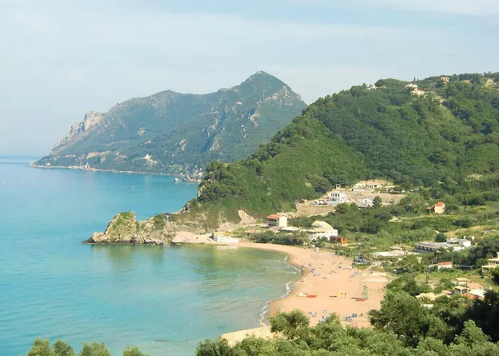 With Adult And Childrens Pool And Sea View - Apartament